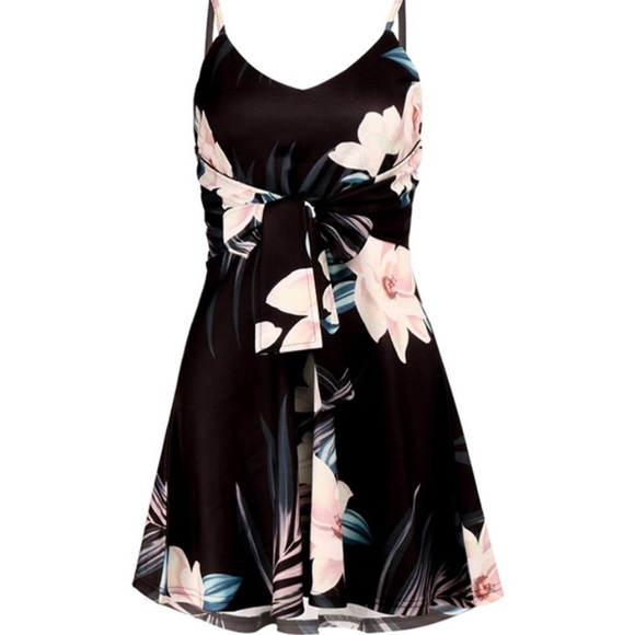 NWT Super Cute & Sexy Summer Dress! - Picture 3 of 5